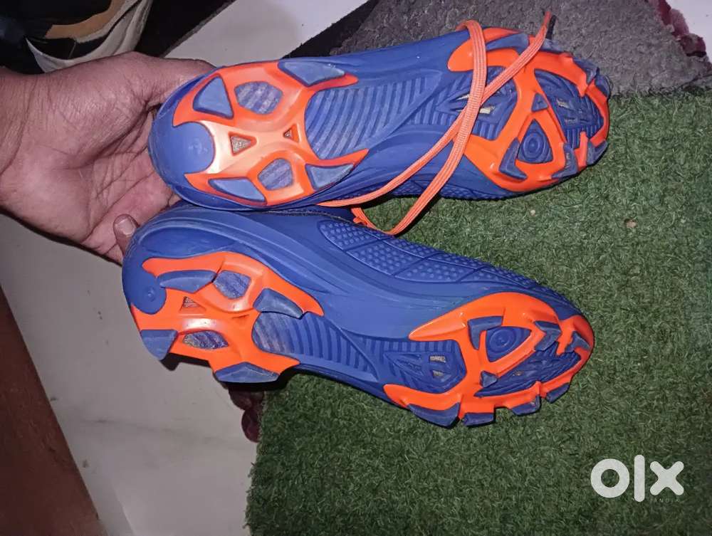Football shoes