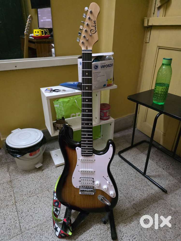 Pulse electric Guitar imported 1 month old for sale 9000