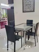 6 seater Dining table 5ft to 3 ft & 4 chairs