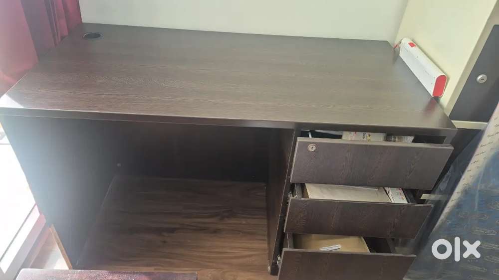 Office / Computer / Study table 48 x 24 x 30 inch, plywood heavy duty