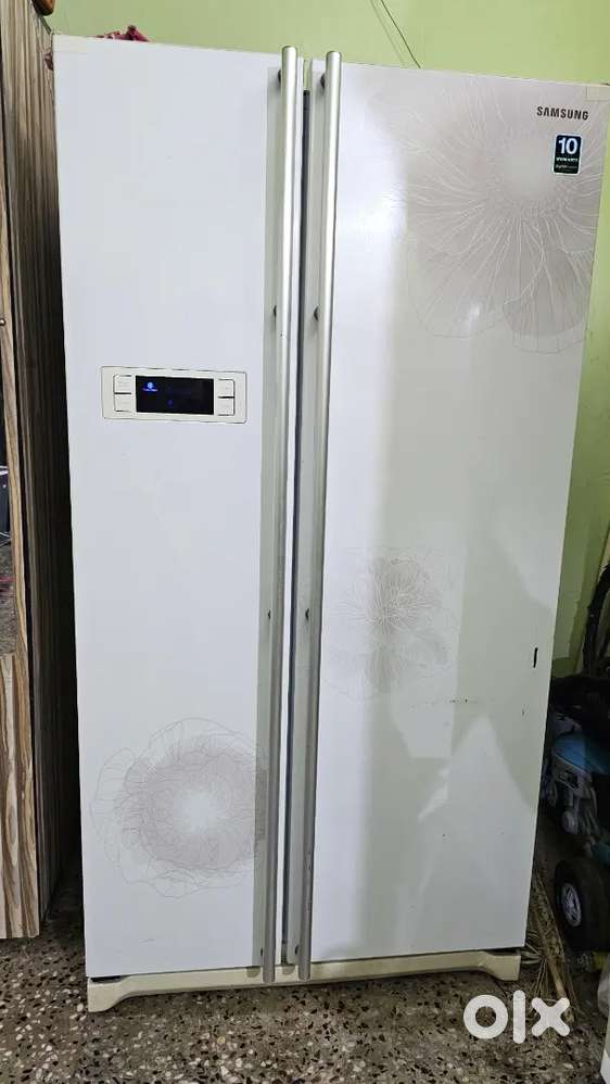 560 ltr Fridge Good Condition