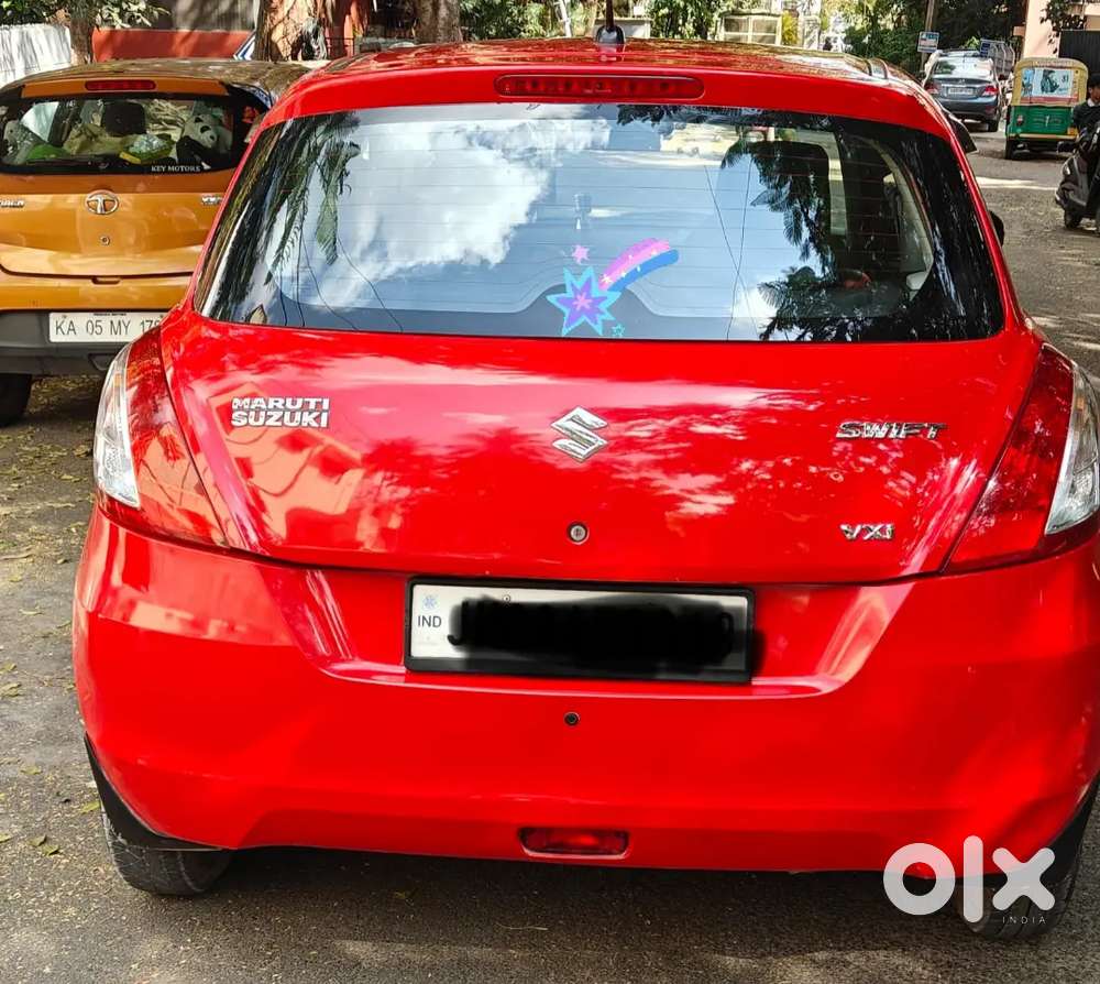 Maruti Suzuki Swift 2017 Petrol 88557 Km Driven