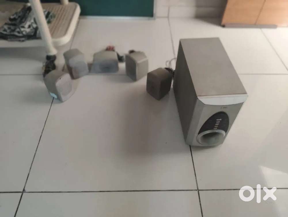 5.1 Surround Sound Speakers With Woofer