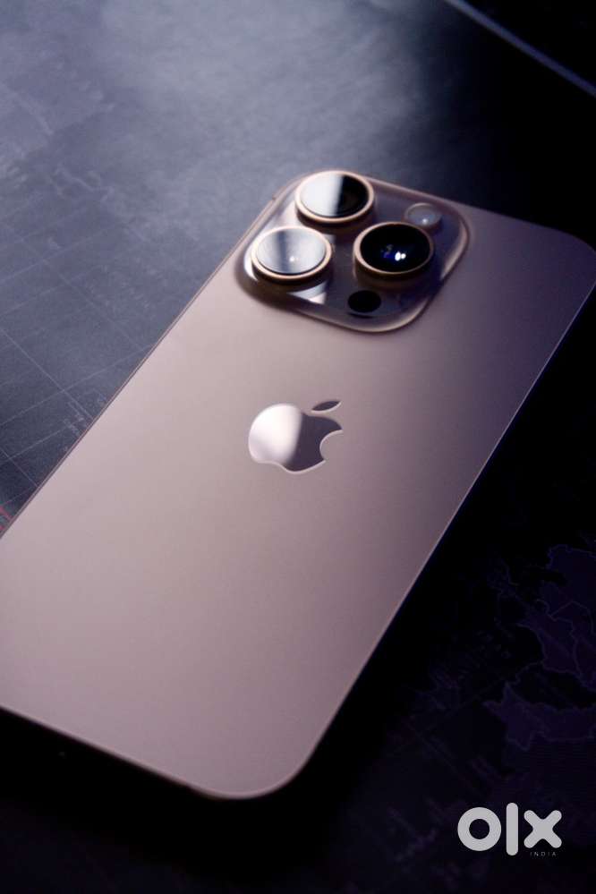 iPhone 16 pro 128 gb Desert titanium