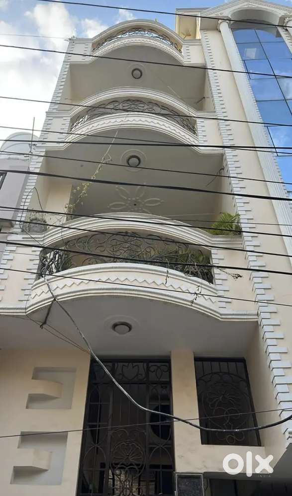 2nd floor 2 room set/semi furnished