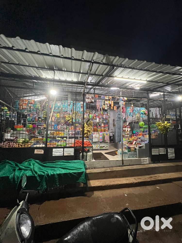 നടന്ന് കൊണ്ടിരിക്കുന്ന shop വില്പനക്ക്