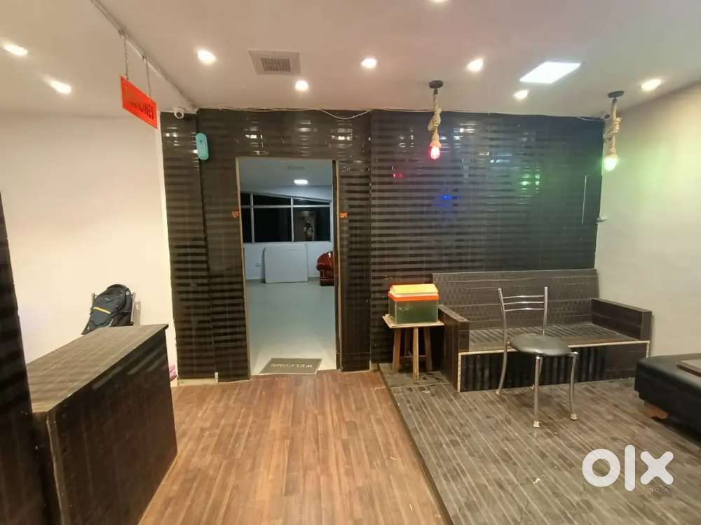 1400 Sqft Office Cum Residence Office Space Rent Boring Road Chauraha.