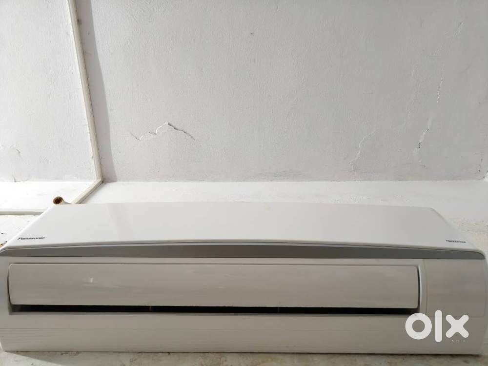 Panasonic 1.5 ton split AC 29.