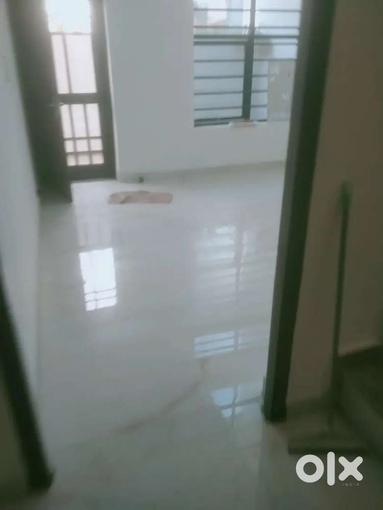 Flat for rent d.d.puram