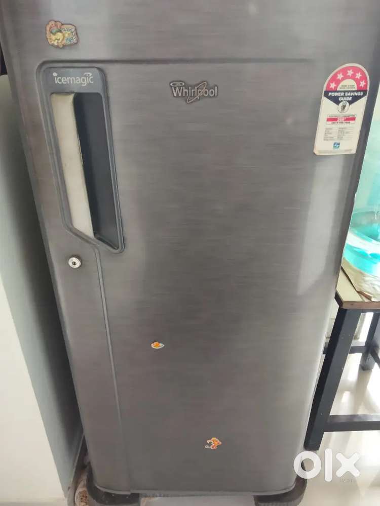 Whirlpool Ice Magic fridge