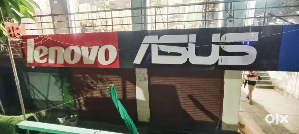 Kfc k samne mufti showroom k nichey sigra