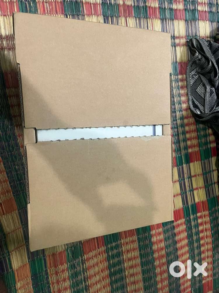 APPLY MAC BOOK AIR  M2 BRAND NEW