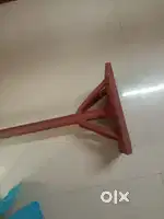 Idiyan floor pressing