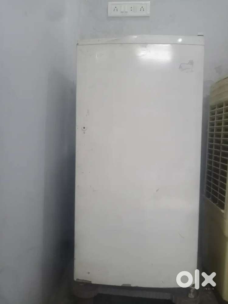 Frig  good condition