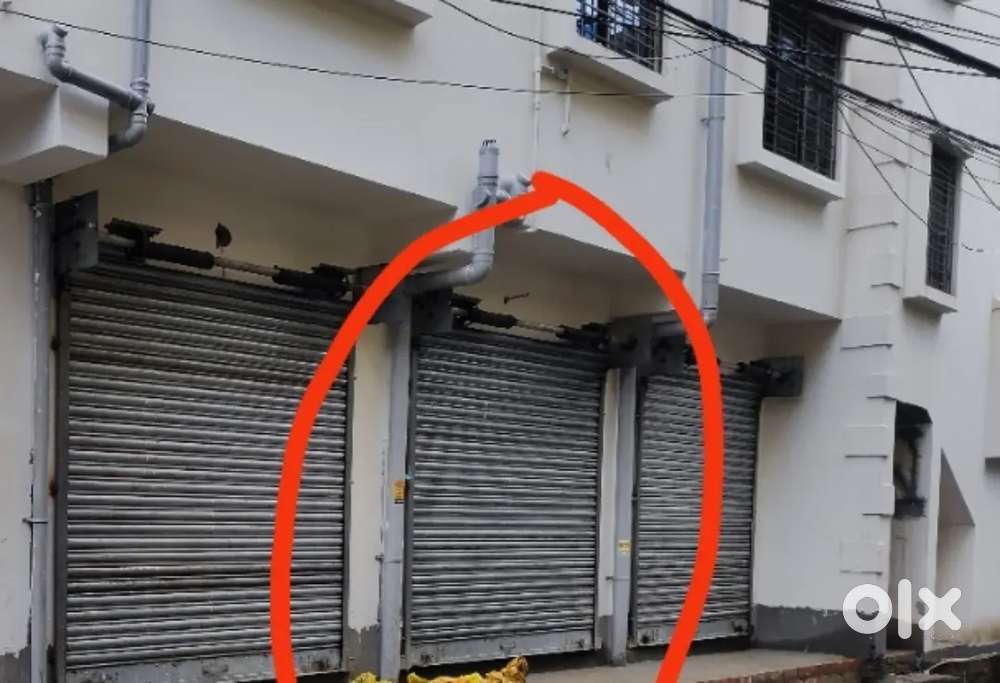 Commercial shop on rent