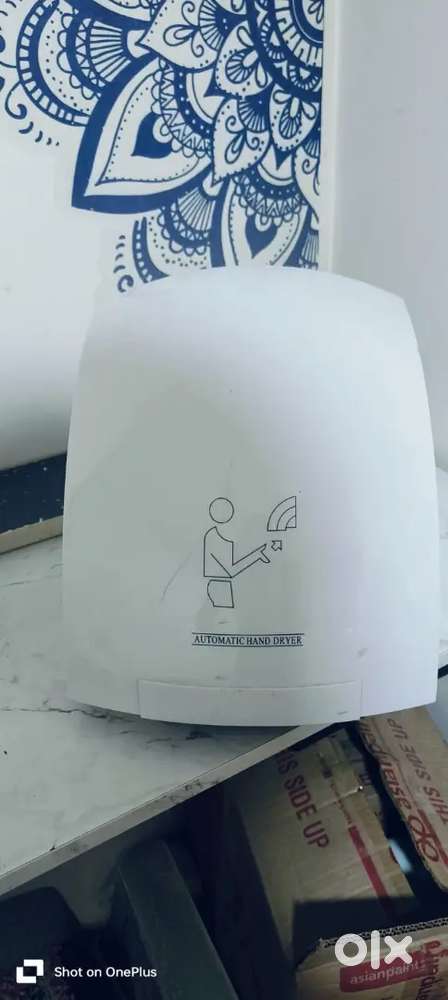 Automatic white hand dryer