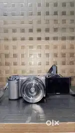 Sony zv e10 mirror less camera