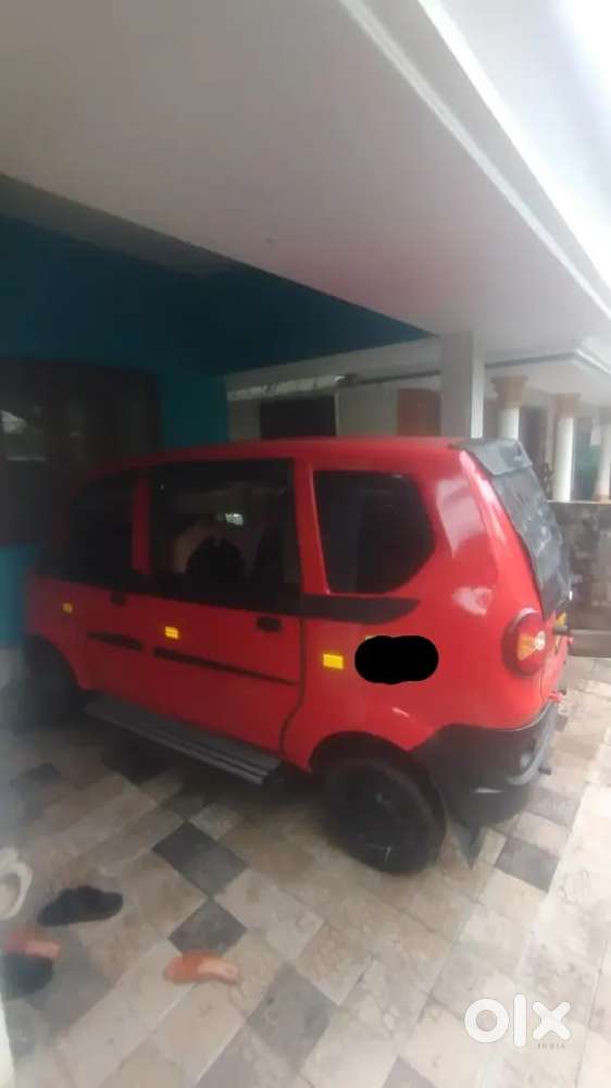 Mahindra jeeto mini van