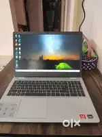 Dell Inspiron AMD Ryzen 5 Quad core 3500U,