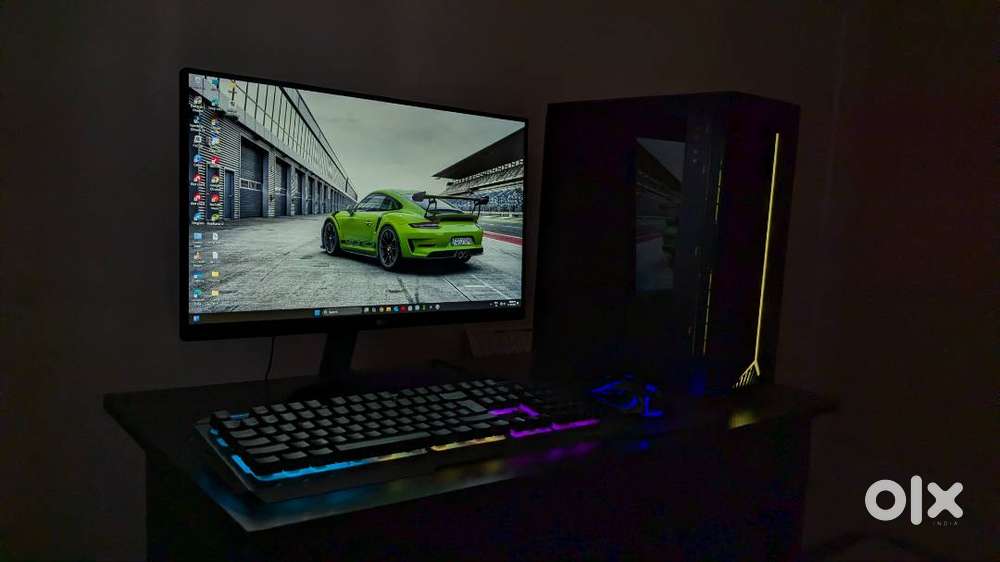 Gaming PC new condition 3 years old no problem