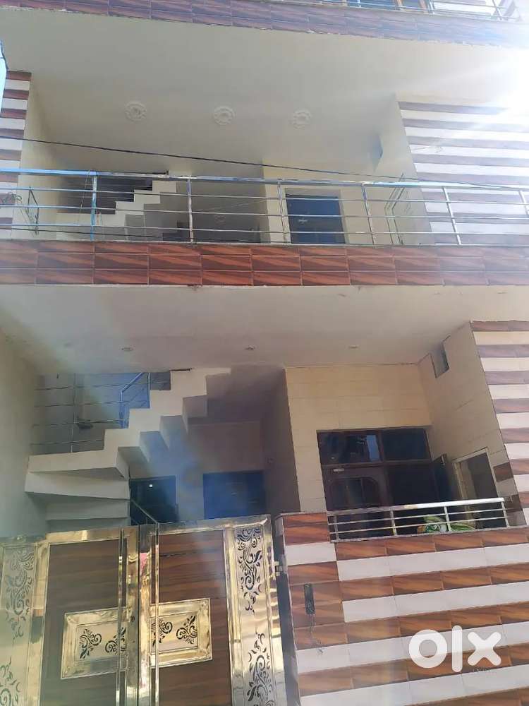 2 BHK portion for rent for family