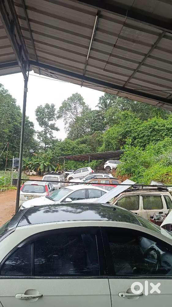 Need mechanic, electriction, Ac, accesserys...