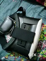 vr box only 1 week old