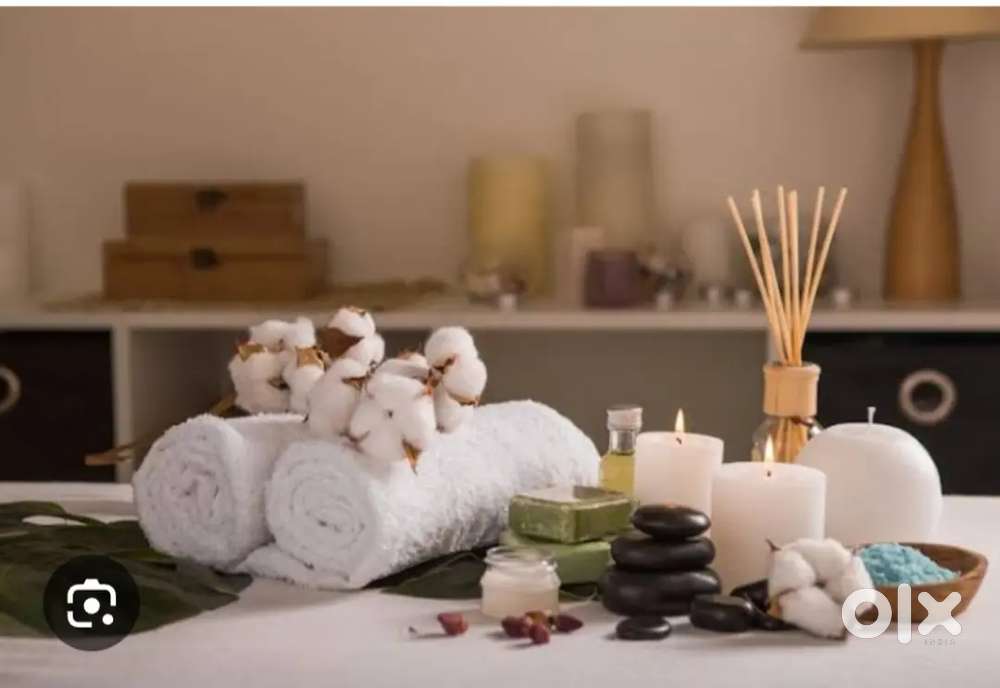 Male therapist Cum /receptionist.