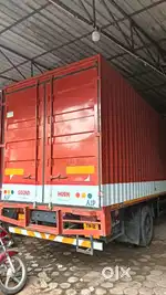 Container 17ft  & 20ft x8ftx8ft