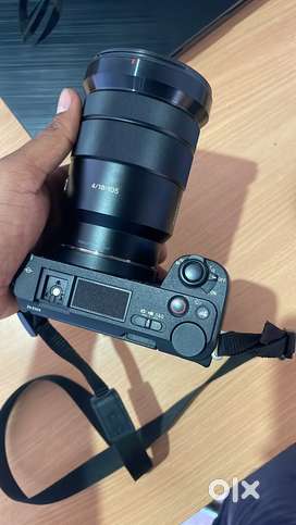 Sony zv e10 m2 with 18 - 105 lens 5 month old new condition