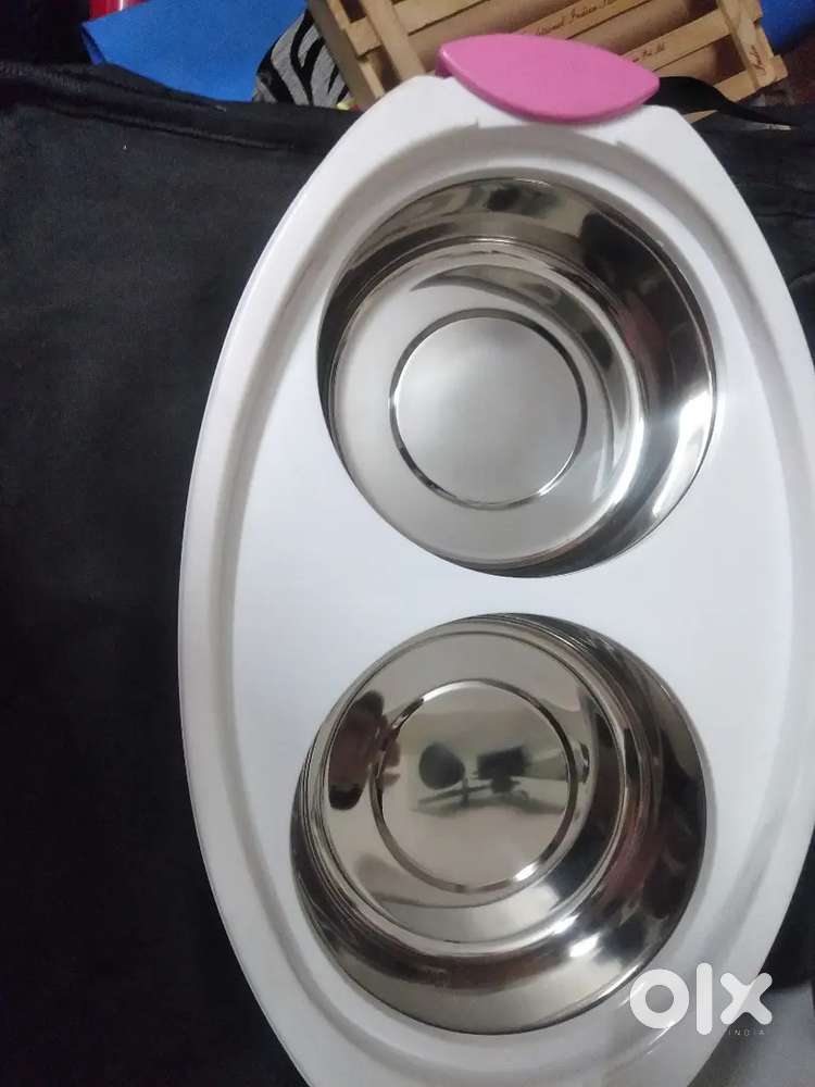 Dual Casserole, steel, keeps food hot