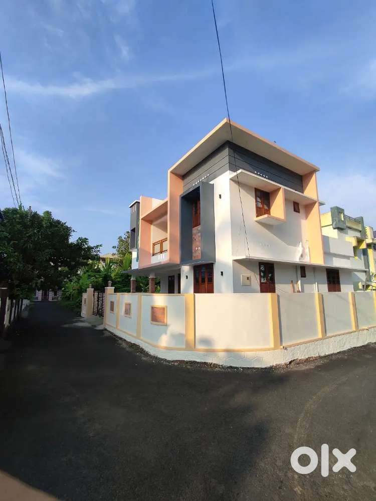 Mulanthuruthy brand new Premium 4BHK house in Villa Project