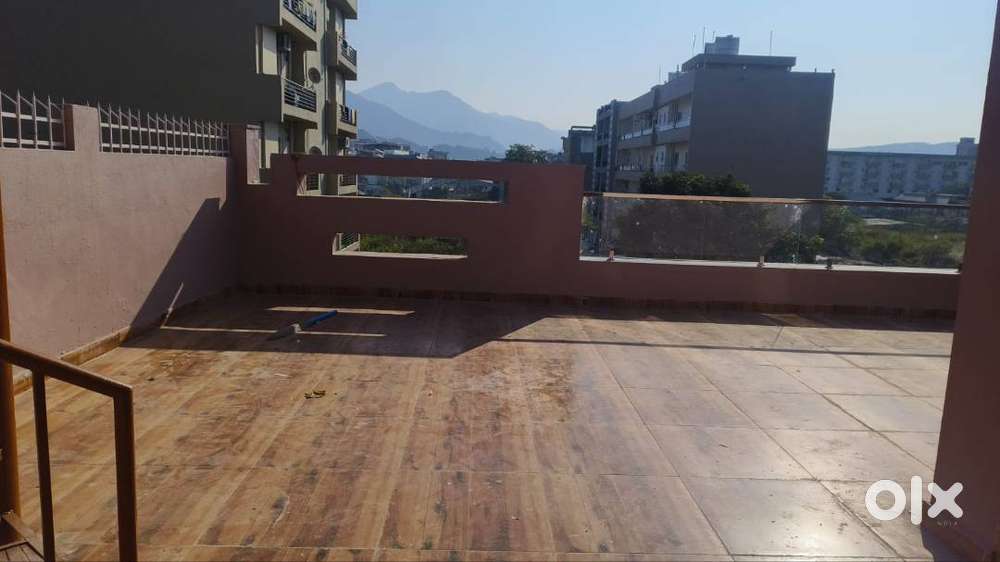 1 bhk with 2 bathroom and kitchen at it park