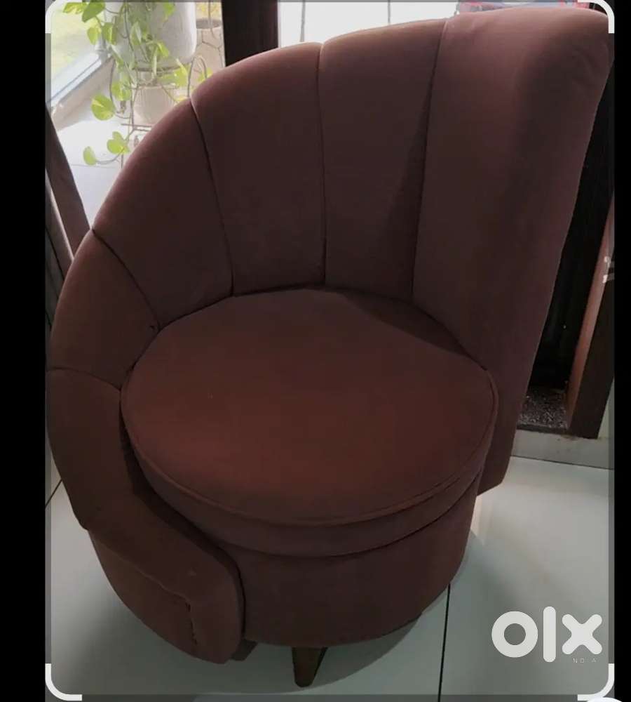 Gast Chair