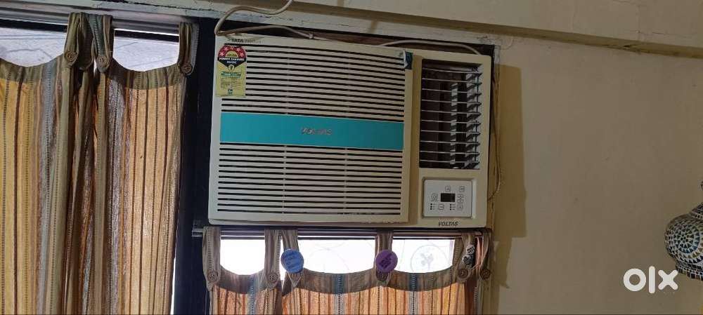 Voltas 1 ton 5-Star Window AC