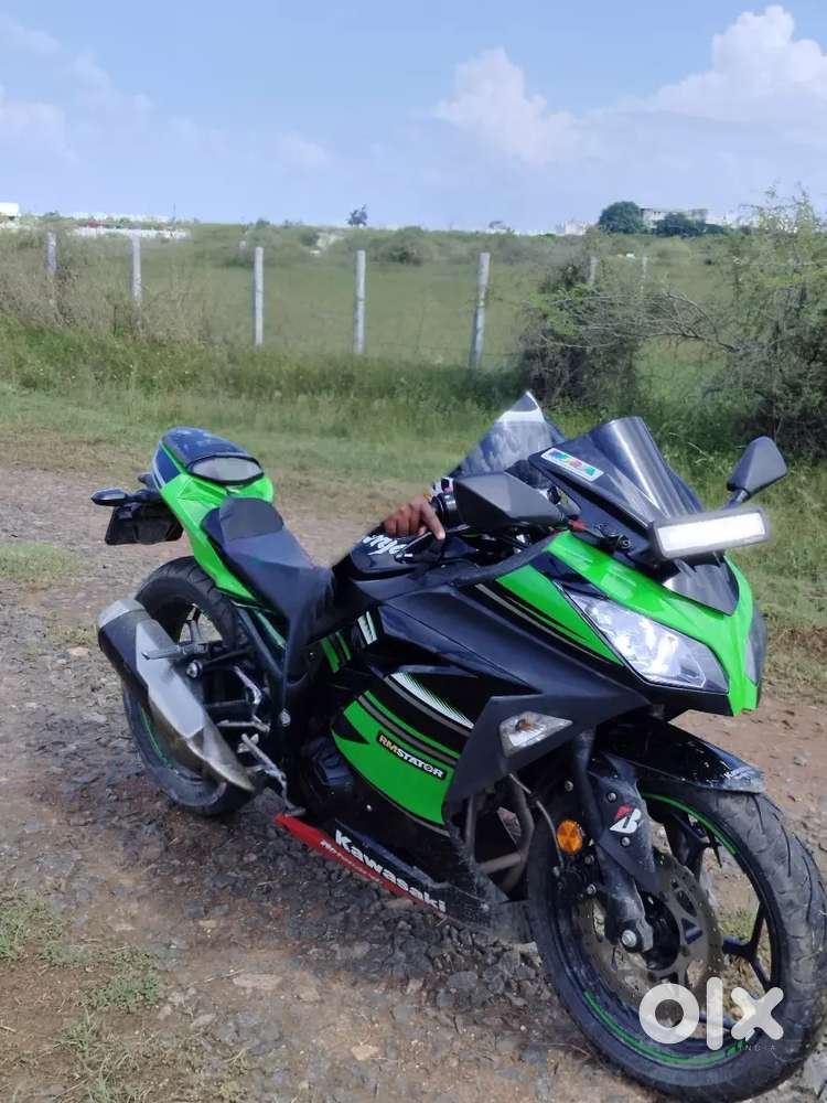 Ninja 300 KRT Edition is for sale.
