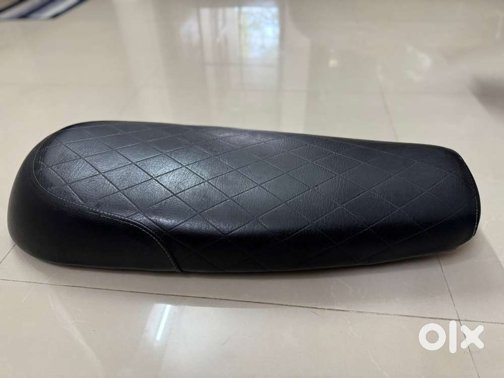 RE Interceptor/GT650 OEM seat