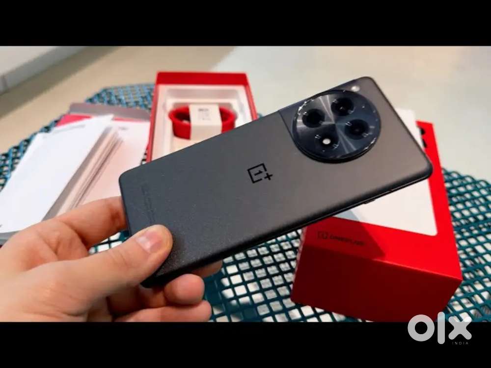 New One plus 12R (8 GB256 GB)