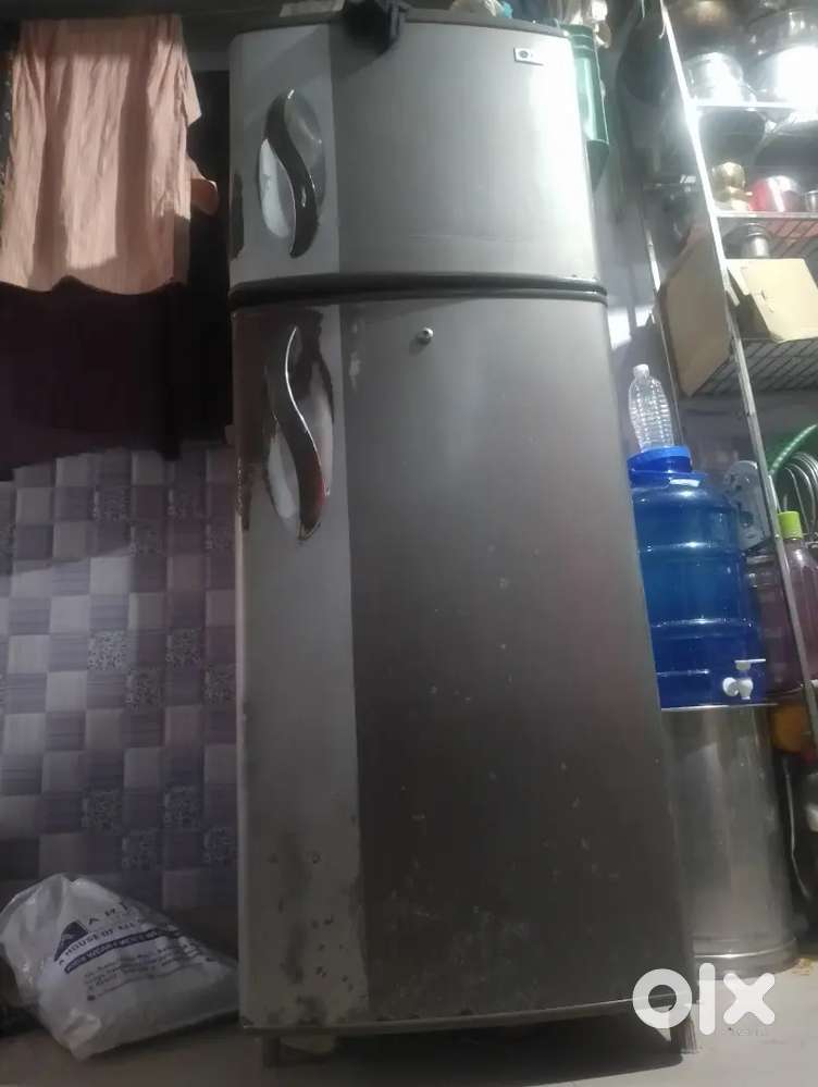 LG Fridge gas khatam hua hai