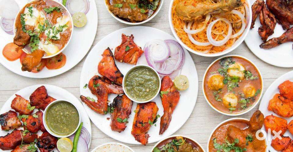 चिकन मटन बनाने वाले की जरूरत है