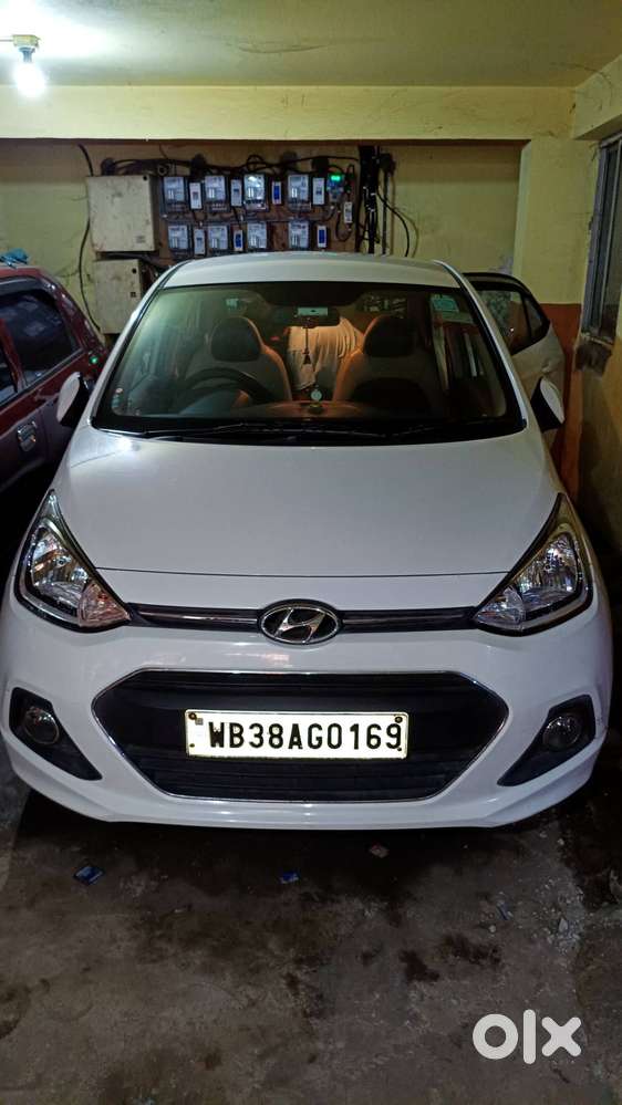 Hyundai Xcent 2015 Petrol well maintained and inGood Condition