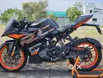 KTM RC 200 Galvano Matte Black 2021 With Low kilometres