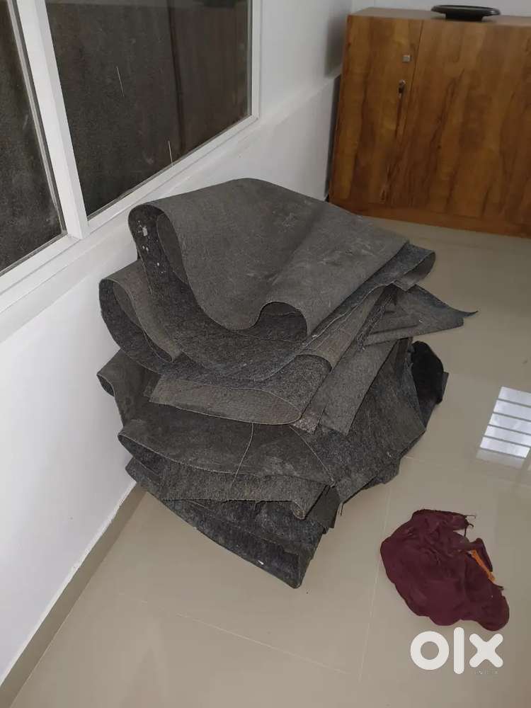 Gray floor  Carpet