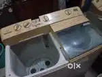 Samsung Semi Automatic washing Machine
