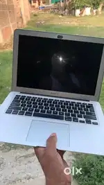 MacBook air 8/256