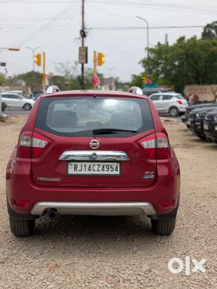 Nissan Terrano 2015 Diesel Well Maintained nd awesome condition