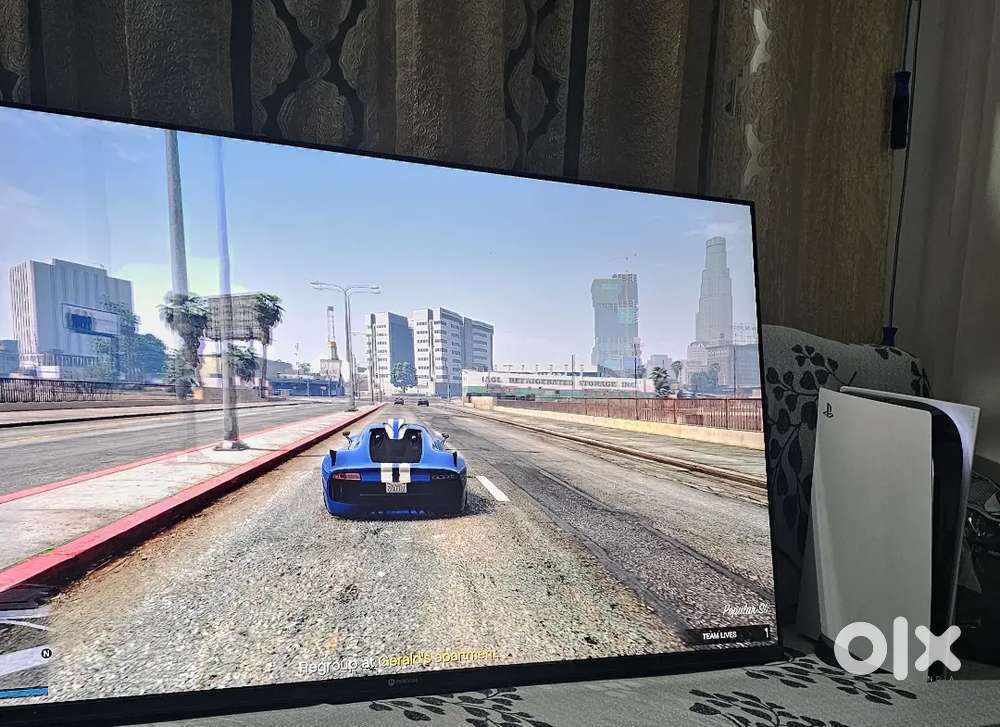 PS5 disc version with two controllers