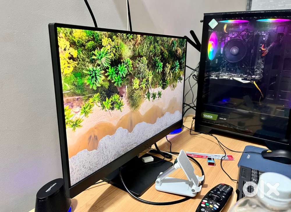 Benq monitor FHD ips, 5 months old, 3 yrs warnty