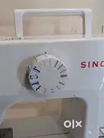 Singer branded electric sewing and zig zag machine