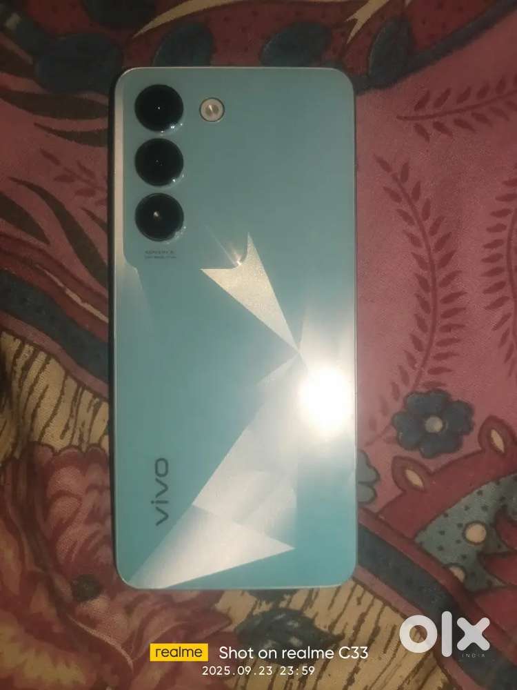 Vivo t35g 8+128 (7 months old)
